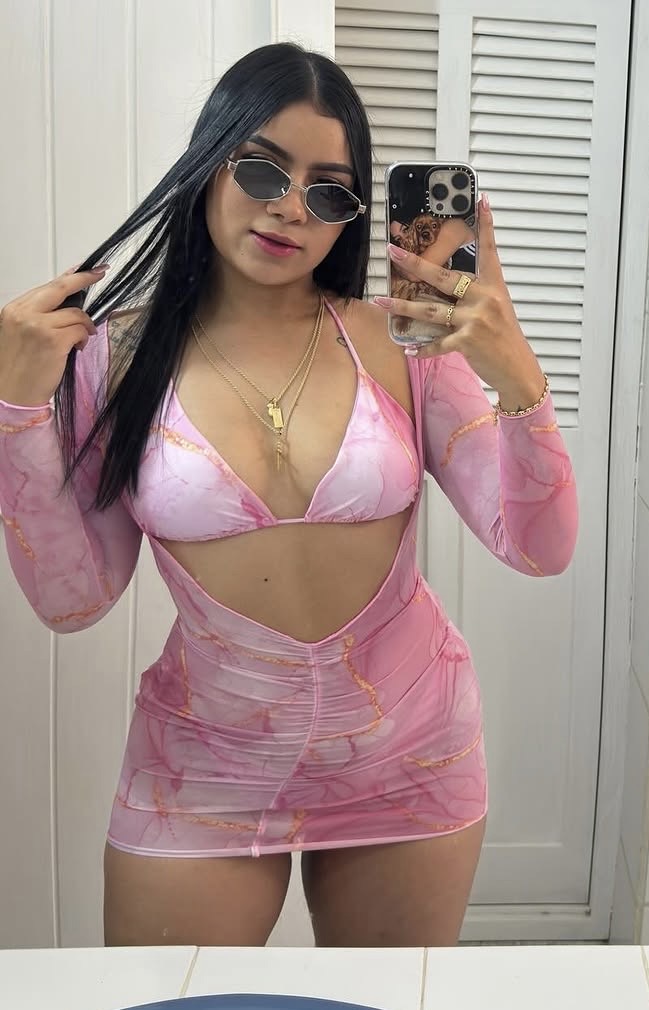 JOVENCITA CALIENTE FIESTERA