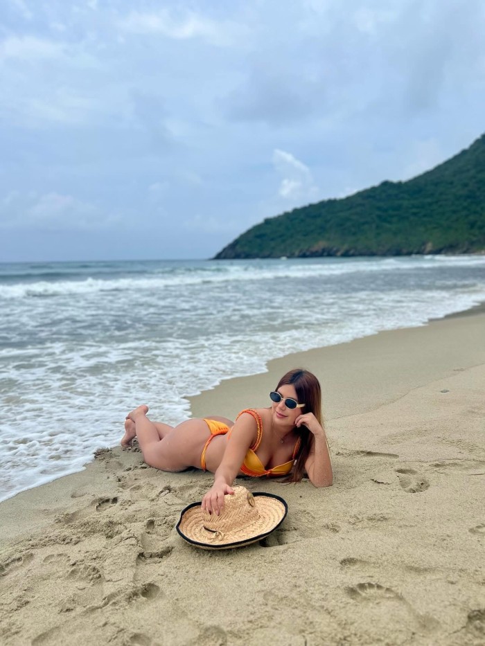 MARIANNA 22 AÑOS, SUMÉRGETE EN UN PLACER SIN LIMIT
