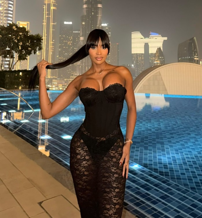 SEXY MORENA EN IBIZA LA MAS CALIENTE E IMPLICADA