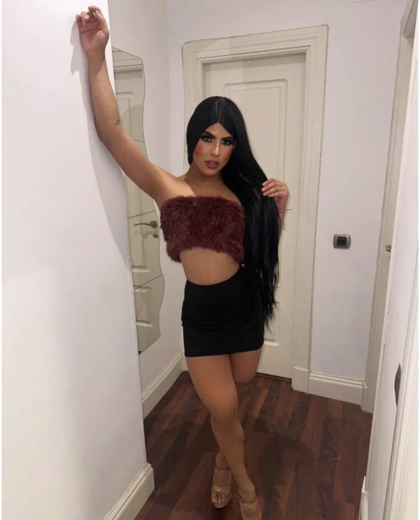 PAOLA XL LECHERA Y TRAGA POLLA VICIOSA CALIENTE