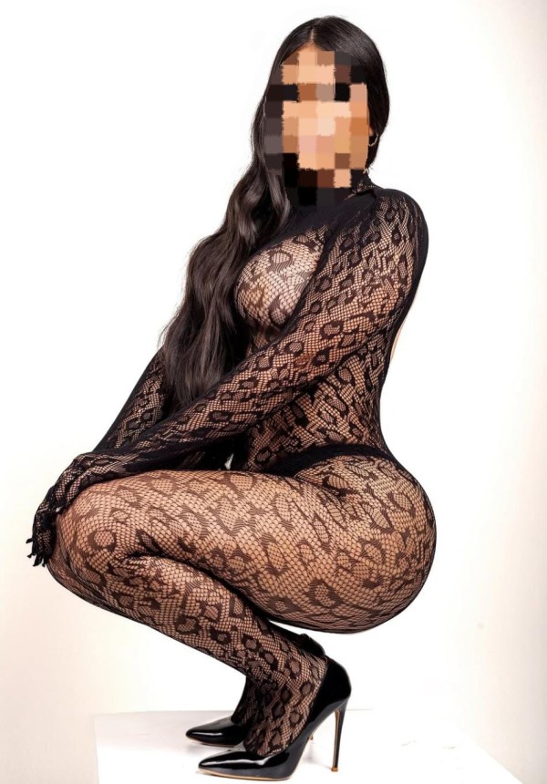 NOVEDAD COLOMBIANA TRAVIESA, CUERPAZO/ SEXO A FULL/ CÁDIZ