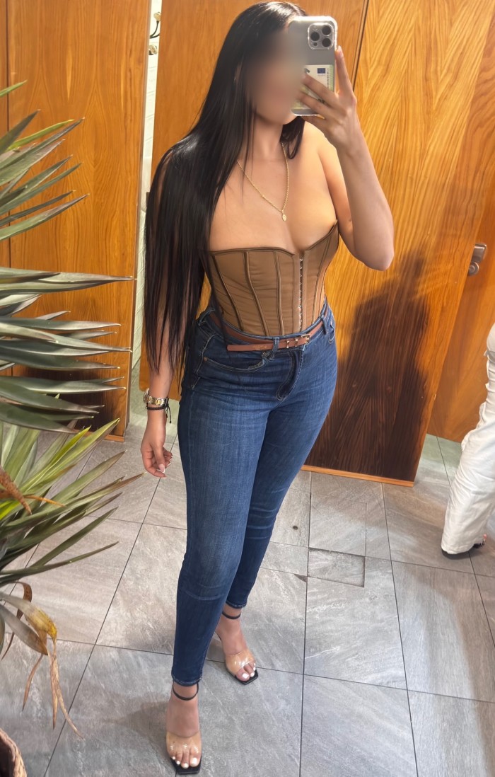 ESCORT JOVENCITA LATINA PICANTONA EN SIETE PALMAS