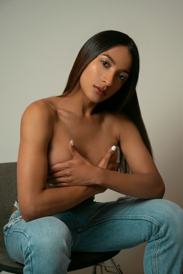 DAHIANA FITNESS – PURO PLACER Y VICIO – FIESTERA