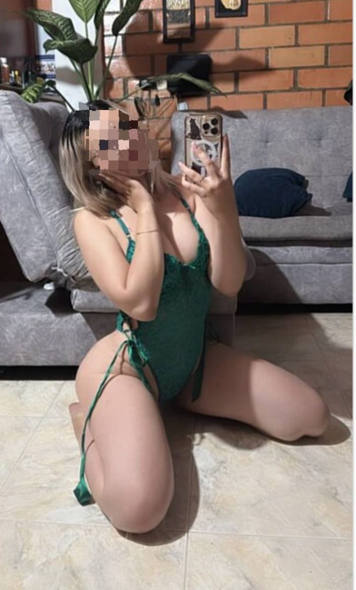 LA MAS CALIENTE Y MORBOSA DE TORREMOLINOS
