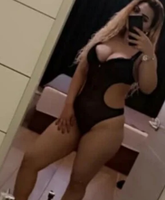 FERNANDA BRASILEÑA JUGUETONA FIESTERA EN DON BENITO
