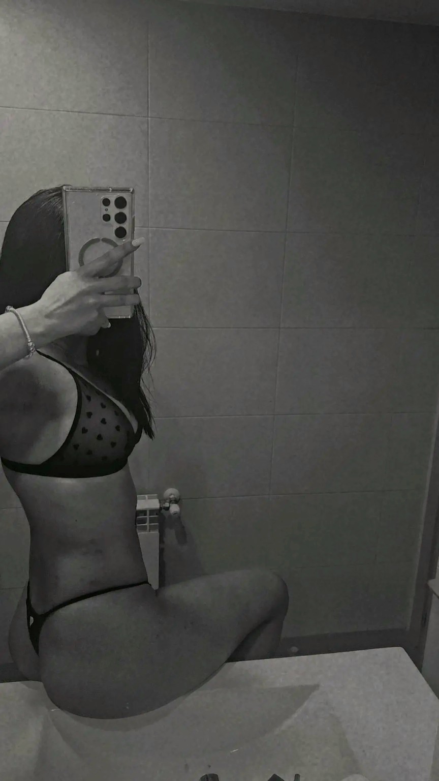 Chicas jóvencita morena