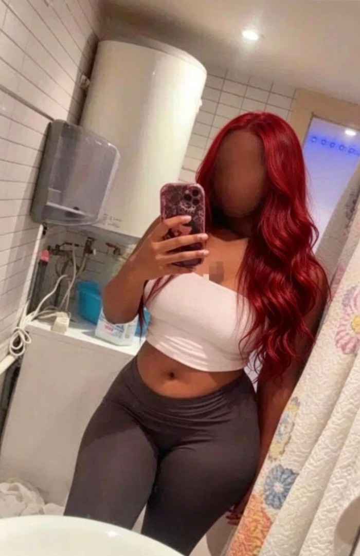 JOVENCITA MUY APRETADITA PARA TI AMOR