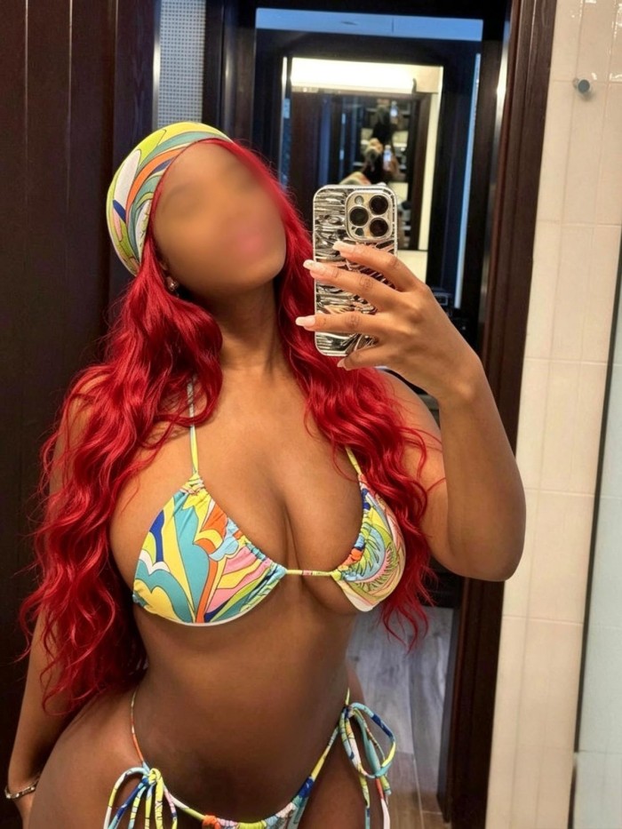 JOVENCITA MUY APRETADITA PARA TI AMOR