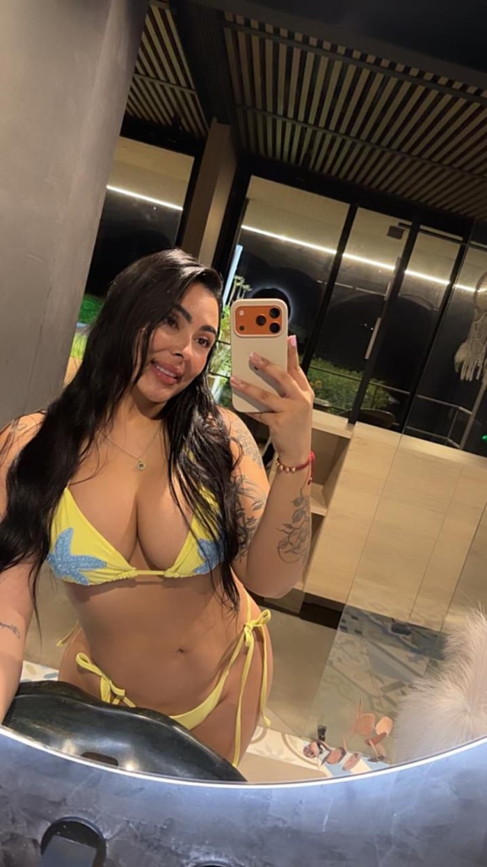 SOY SARA, COLOMBIANA QUE ENCENDERÁ TUS FANTASÍAS