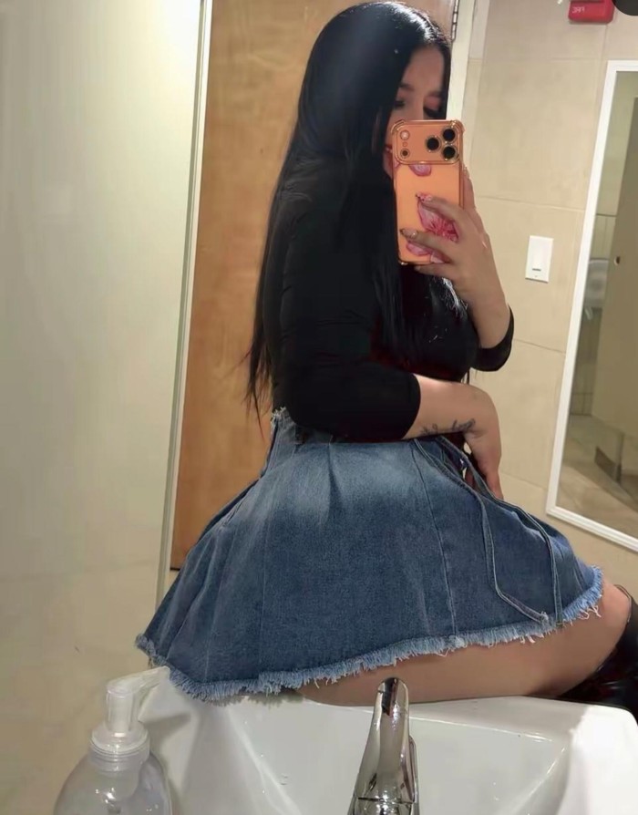 Colombiana cachonda fiestera