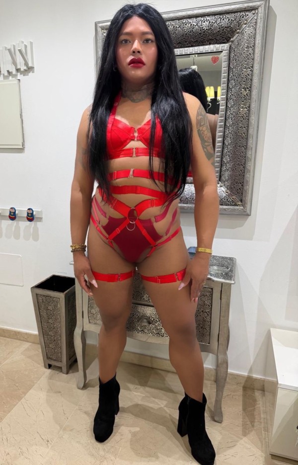 Trans fiestera y muy puta lo mejor