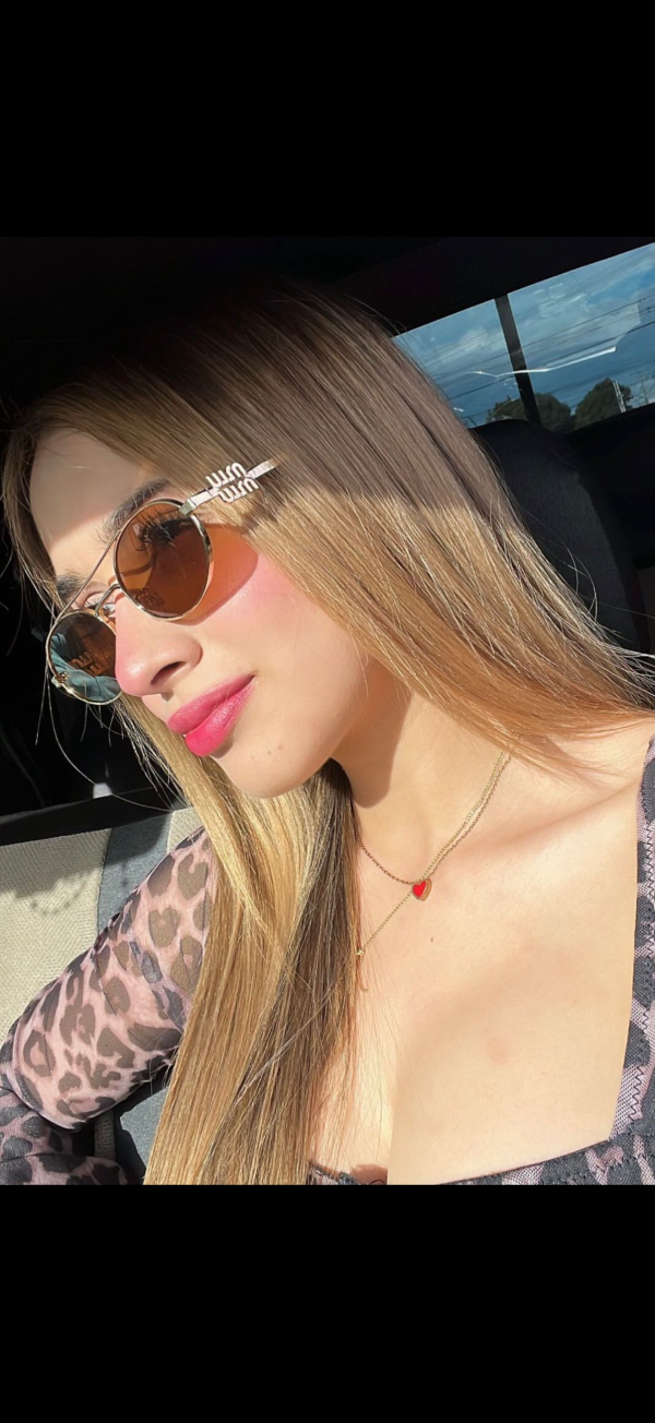 Hermosa y juguetona latina en zaragoza