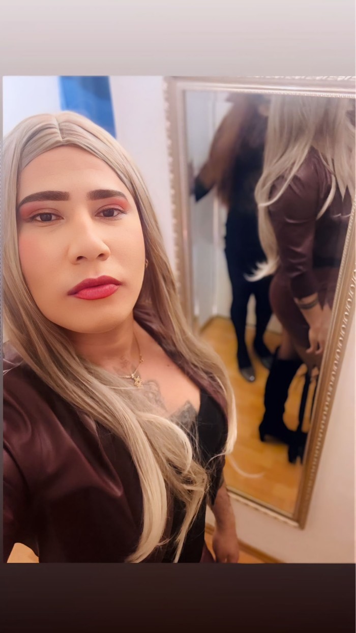 Trans lechera, viciosa, complaciente 24h para ti