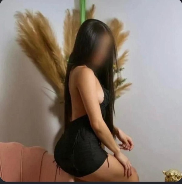 NEREA RECIEN LLEGADA CACHONDA Y CALIENTE