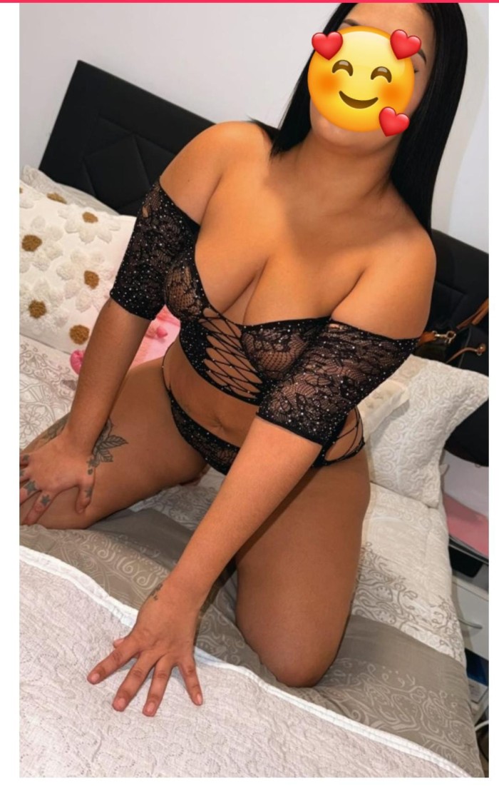 MUY CALIENTE FIESTERA