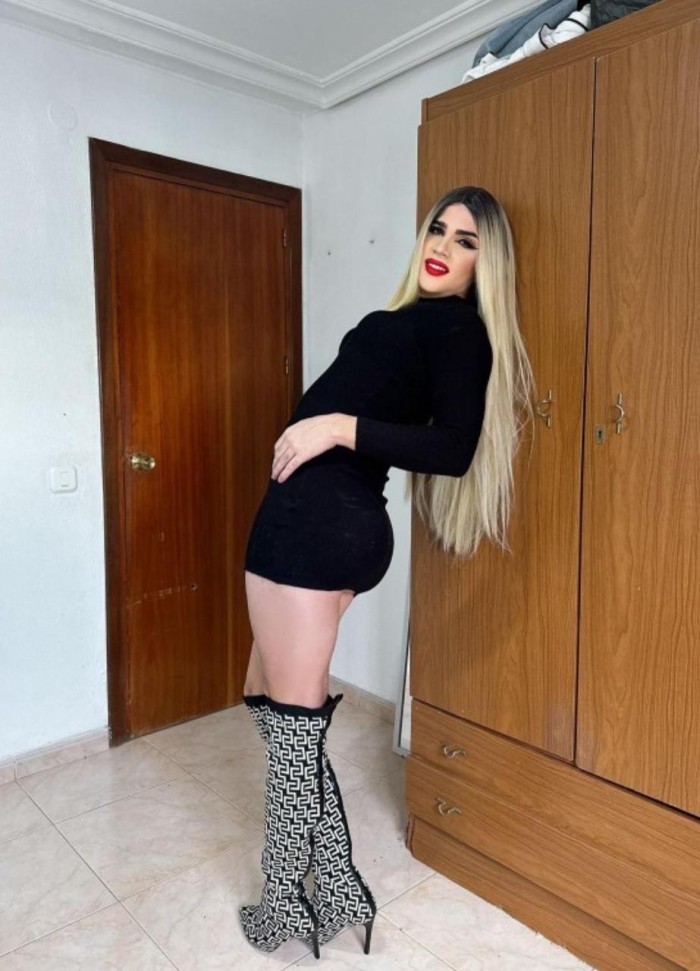 RUBIA TRANS LINDA COLOMBIANA JOVENCITA NOVEDAD 24H