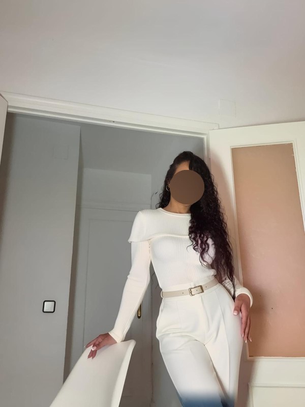 QUIERO FOLLAR CONTIGO