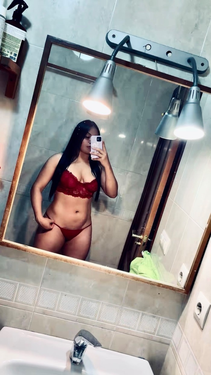 QUITAME LAS TANGUITAS CON LA BOCA CULONA CACHONDA