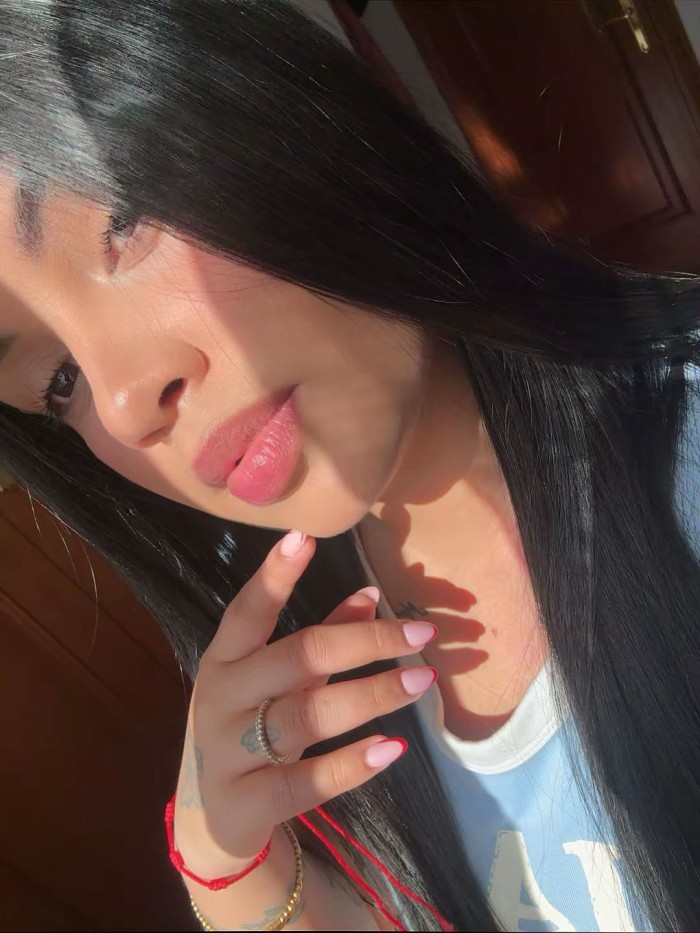 PECHOS NATURALES, CULAZO, MUY COMPLETA