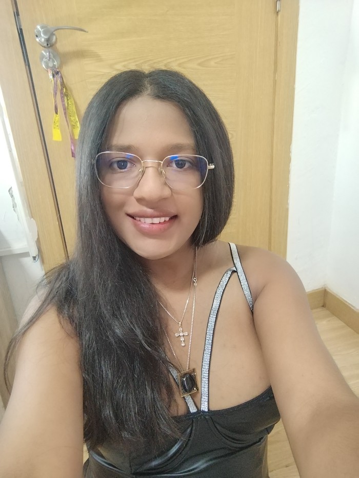 Trans fiestera cachonda