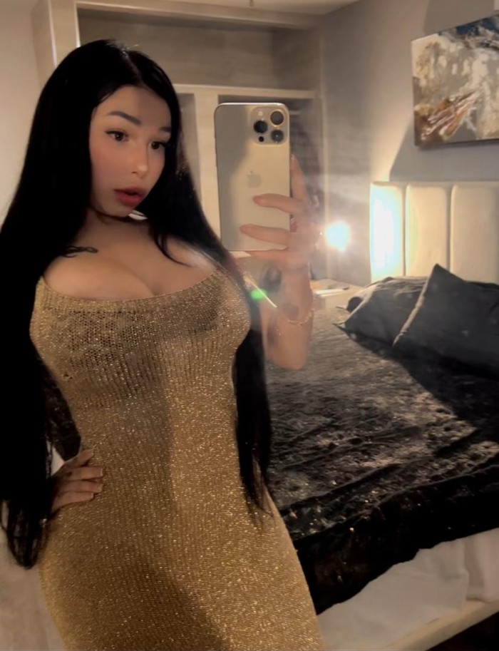 SUSEJ GUAPISIMA SEXY CON UNA ENERGIA UNICA