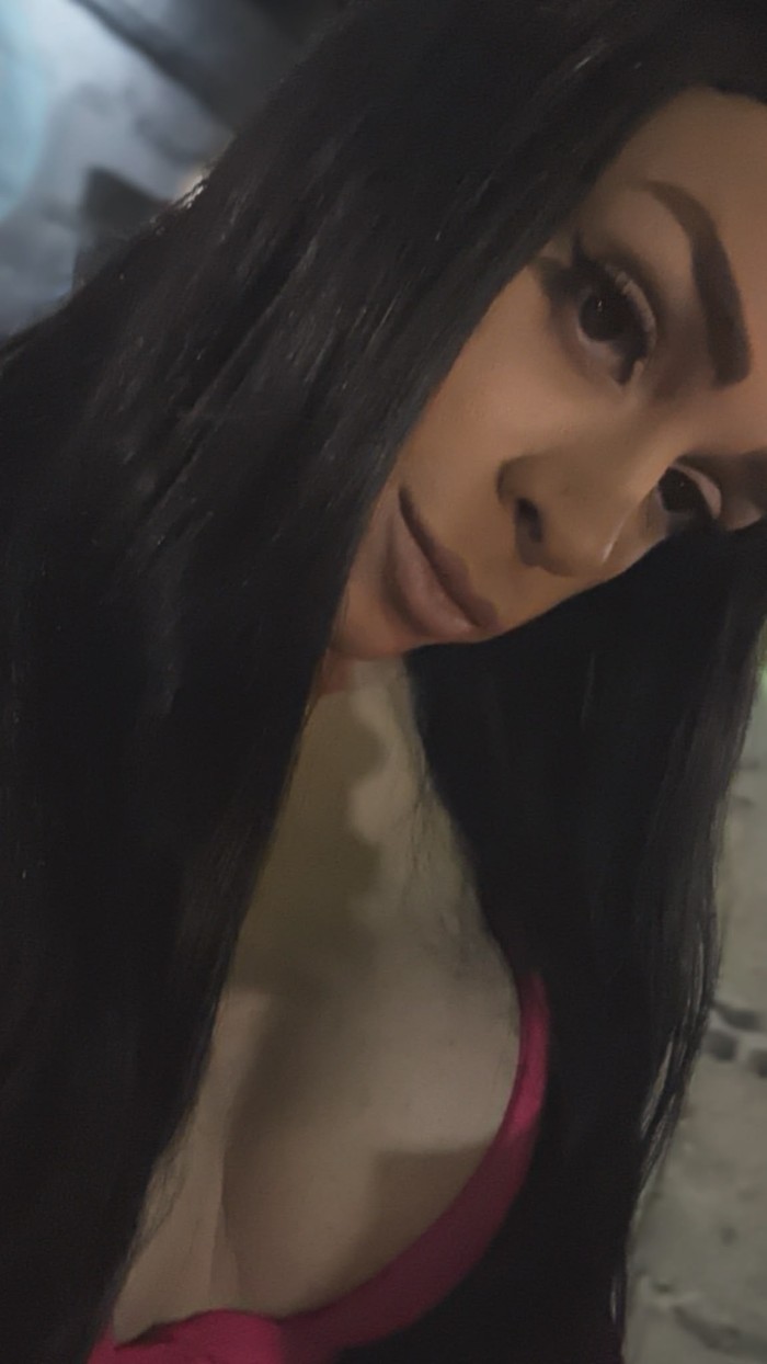 HERMOSA TRANS MUY ACTIVA Y VERGONA