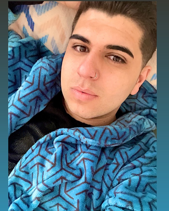 Jovencito blanquito fiestero mejor mamada 24H Lugo