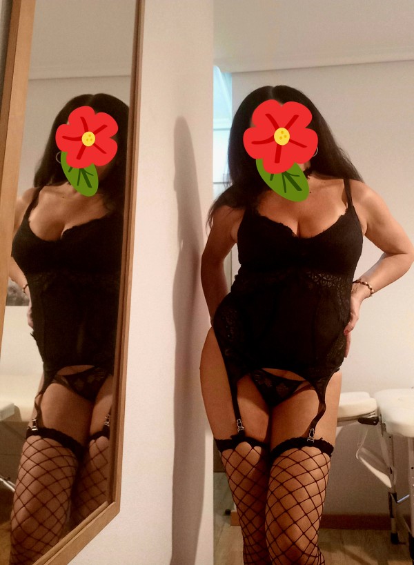 SOY UNA ESCORT, SÚPER SENSUAL Y FIESTERA SI TE GUSTA A MI ME PONES MÁS…