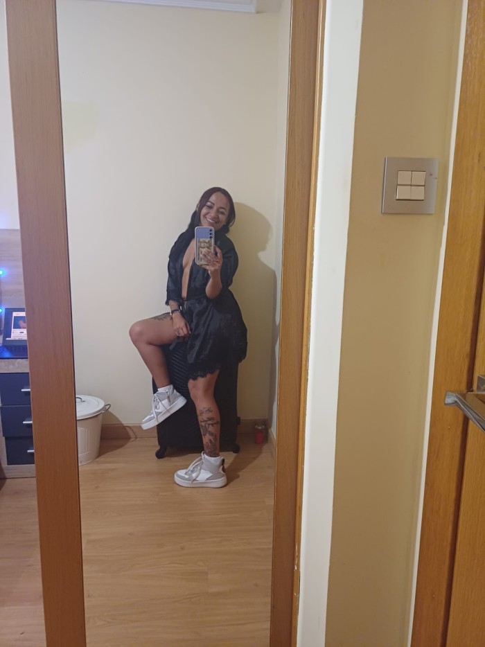 BESUCONA Y CHUPONA
