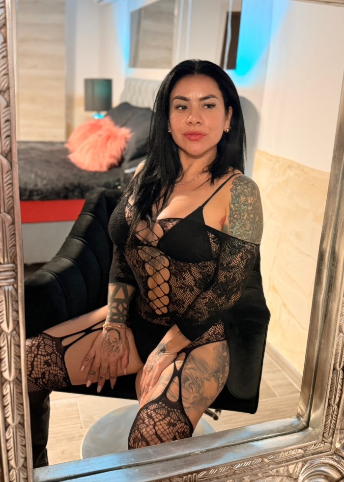CAROLINA NOVEDAD MASAJISTA EROTICA DE LUJO