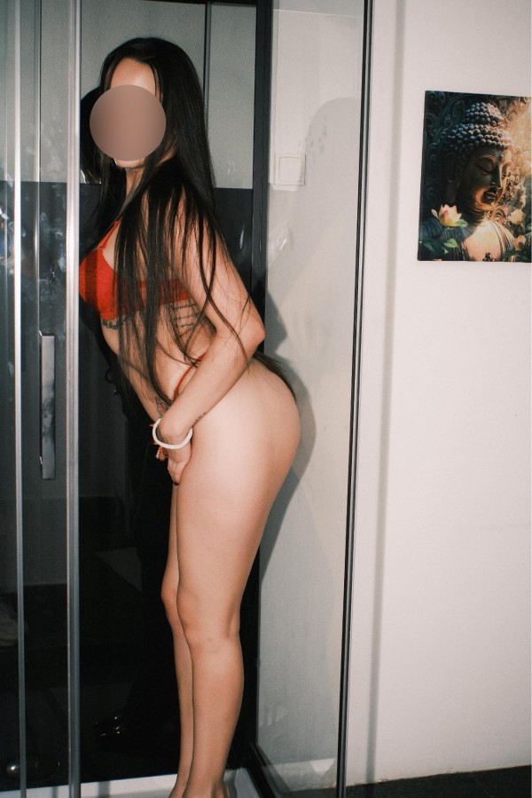SOY UNA JOVENCITA FANTASIOSA Y FOGOSA