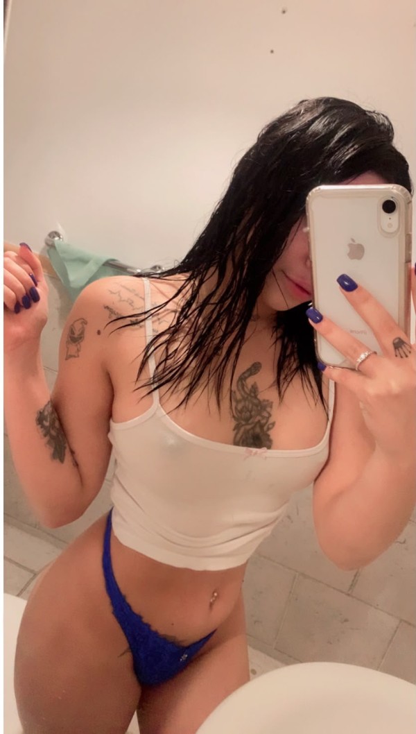 Preciosa  jovencita!! Cuerpazo! 19 añitos