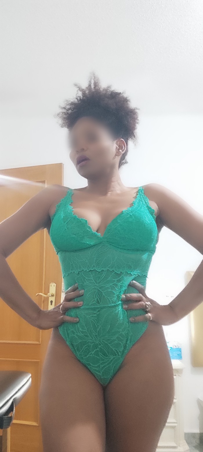 Manos de seda, sensualidad y complicidad