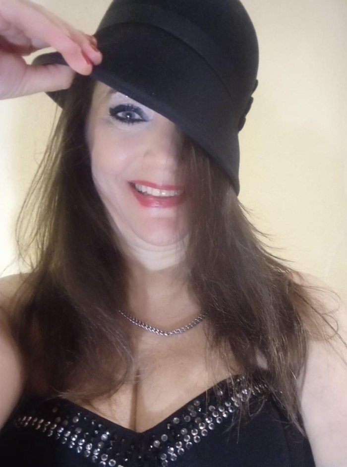 SOY TU PUTA VICIOSA, TU DESEO,…,FOLLAME. FIESTERA