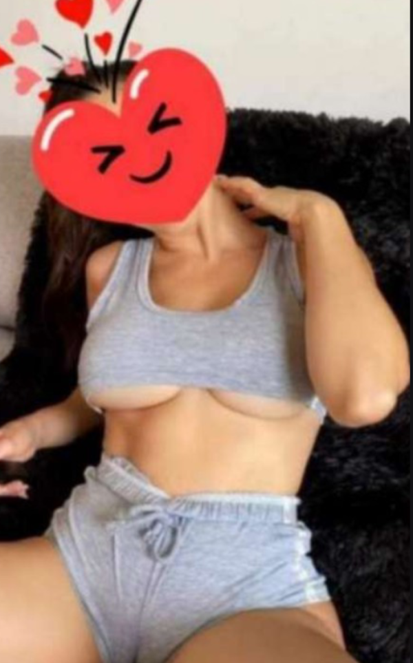 Jovencita guapísima con cuerpazo de infarto