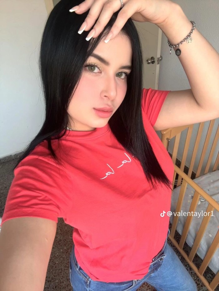 DIOSA DEL PLACER COMPLACIENTE EN SAN JERONIMO
