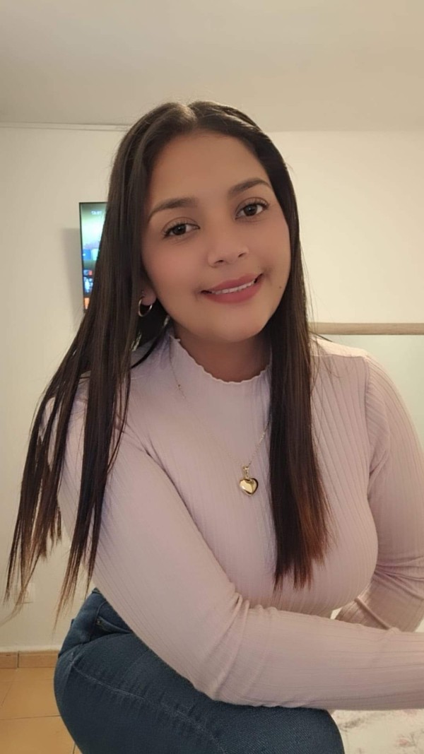 EN FIGUERETAS COLOMBIANA DISPUESTA A TU PLACER