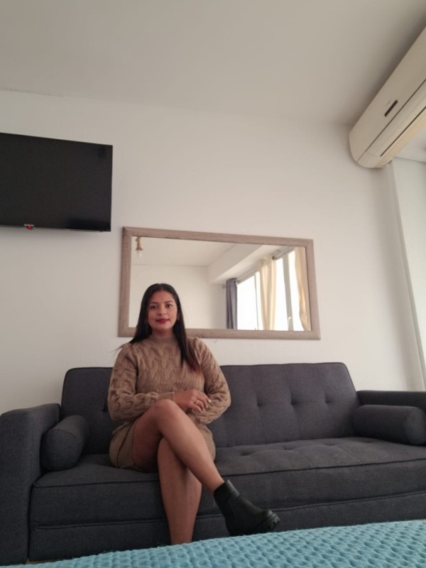 EN FIGUERETAS COLOMBIANA DISPUESTA A TU PLACER
