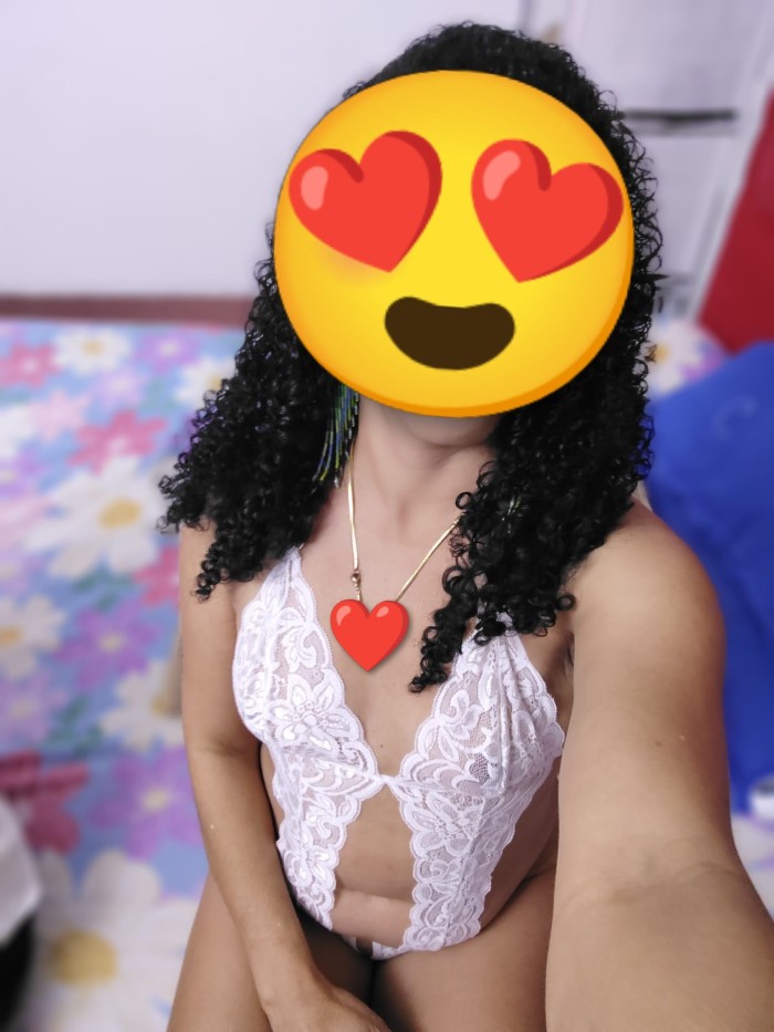 NIKOL PRECIOSA Y FOGOSA TE ESPERA EN BILBAO