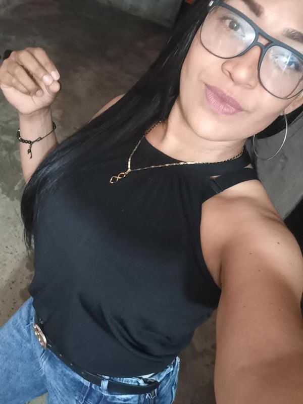Adicta al sexo, necesito a un hombre como tu