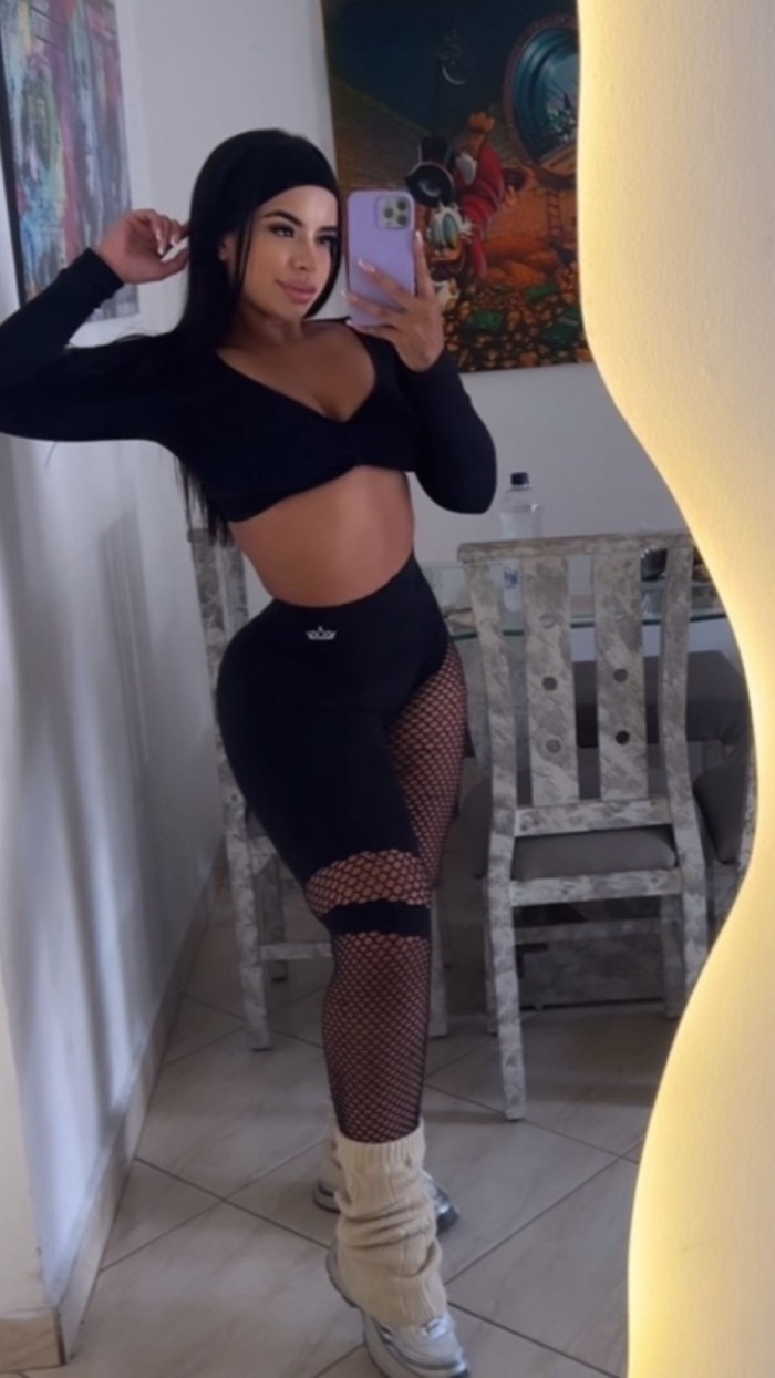 ANTOJATE ARDIENTE DESEOSA DE SEXO EN MALAGA