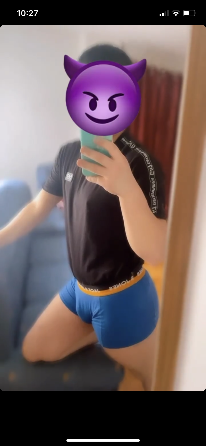 Chico fiestero para descubrir cosas nuevas 24h!!