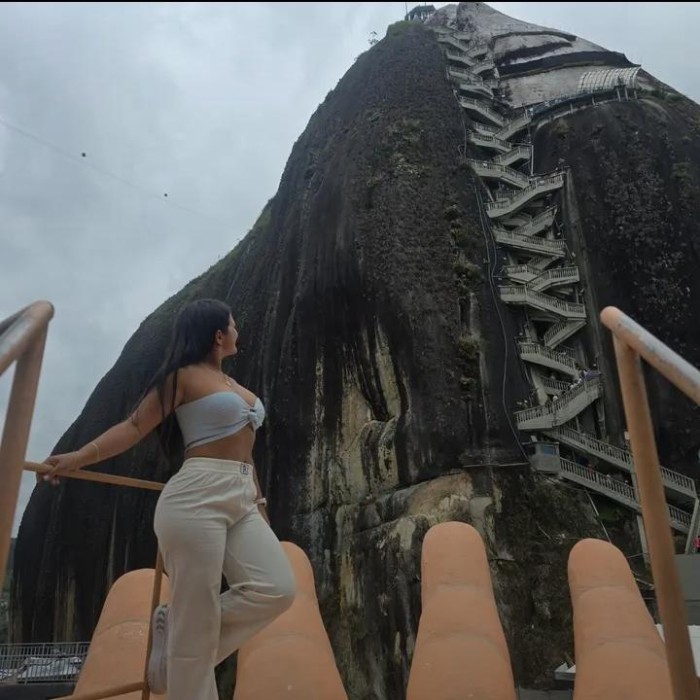 ENCANTADORA EXOTICA HERMOSA DIOSA DEL SEXO