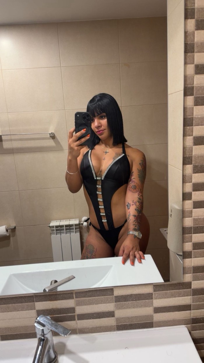 SEXY Y TRAVIESA JOVENCITA TRANS EN TUDELA