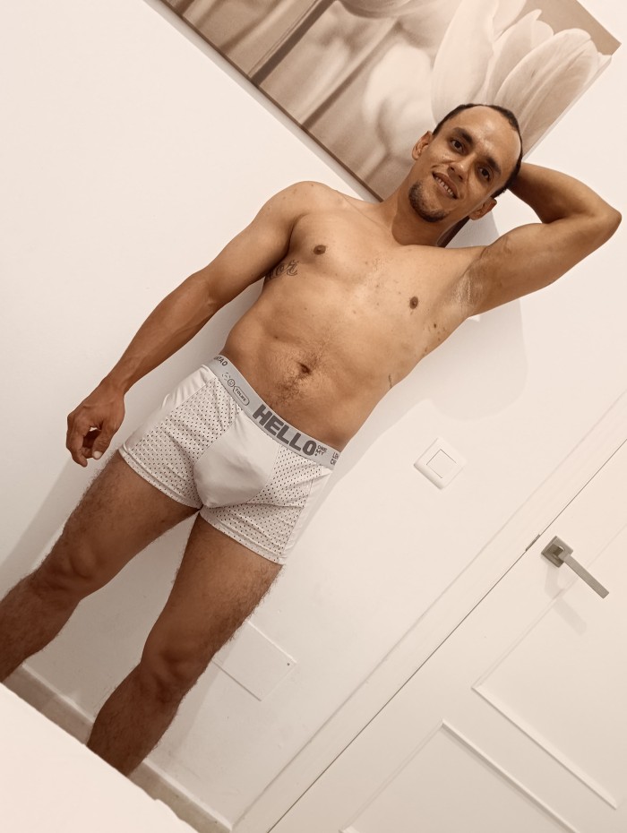 Fogoso caliente colombiano acabado de llegar