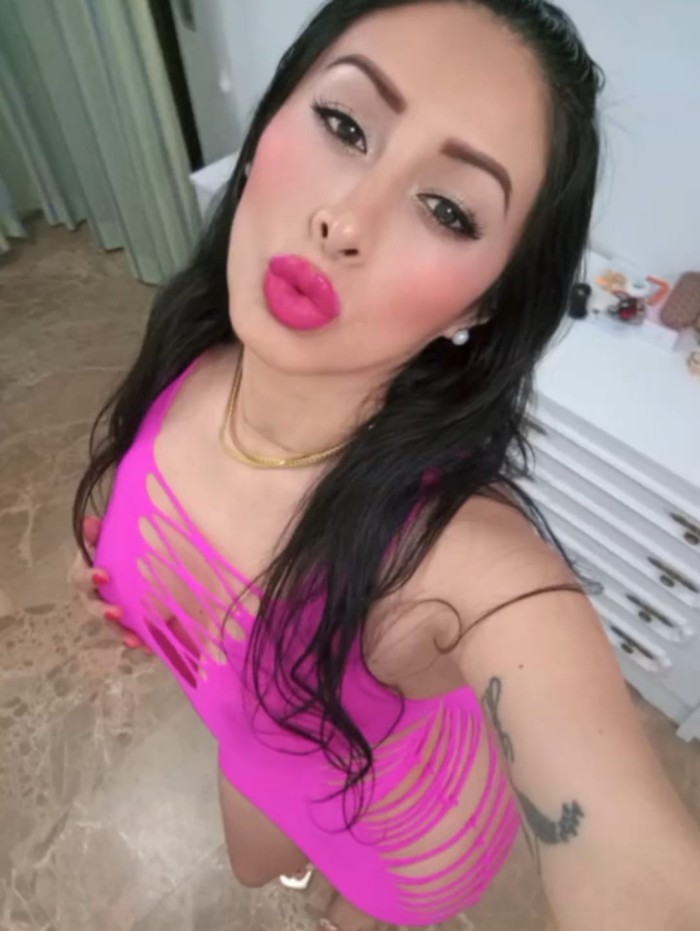 CULAZO DE INFARTO MORBOSA FIESTERA CON GANAS DE TI
