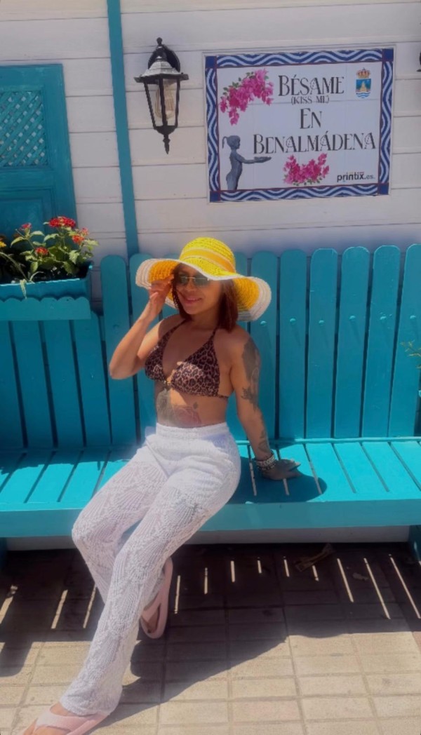 Latina fiestera, cachonda y complaciente