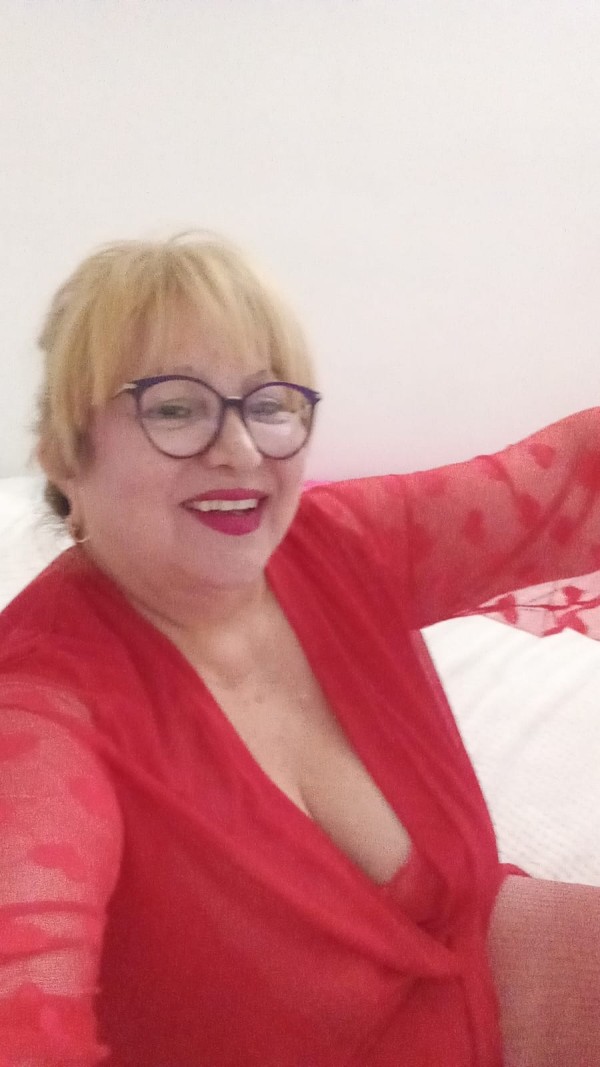 Venezolana impresionante madurita