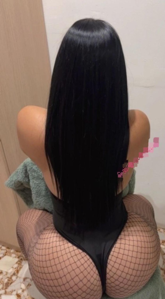 SENSUAL COLOMBIANA ARDIENTE FIESTERA SEXO SIN LIMI
