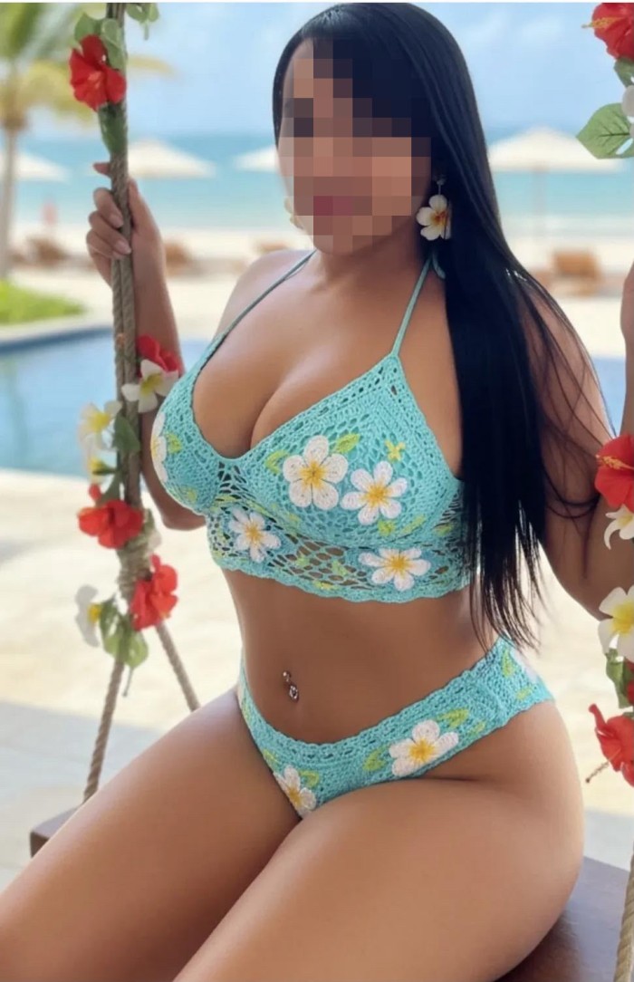 DULCE, SENSUAL Y MUY BUENA EN LA CAMA